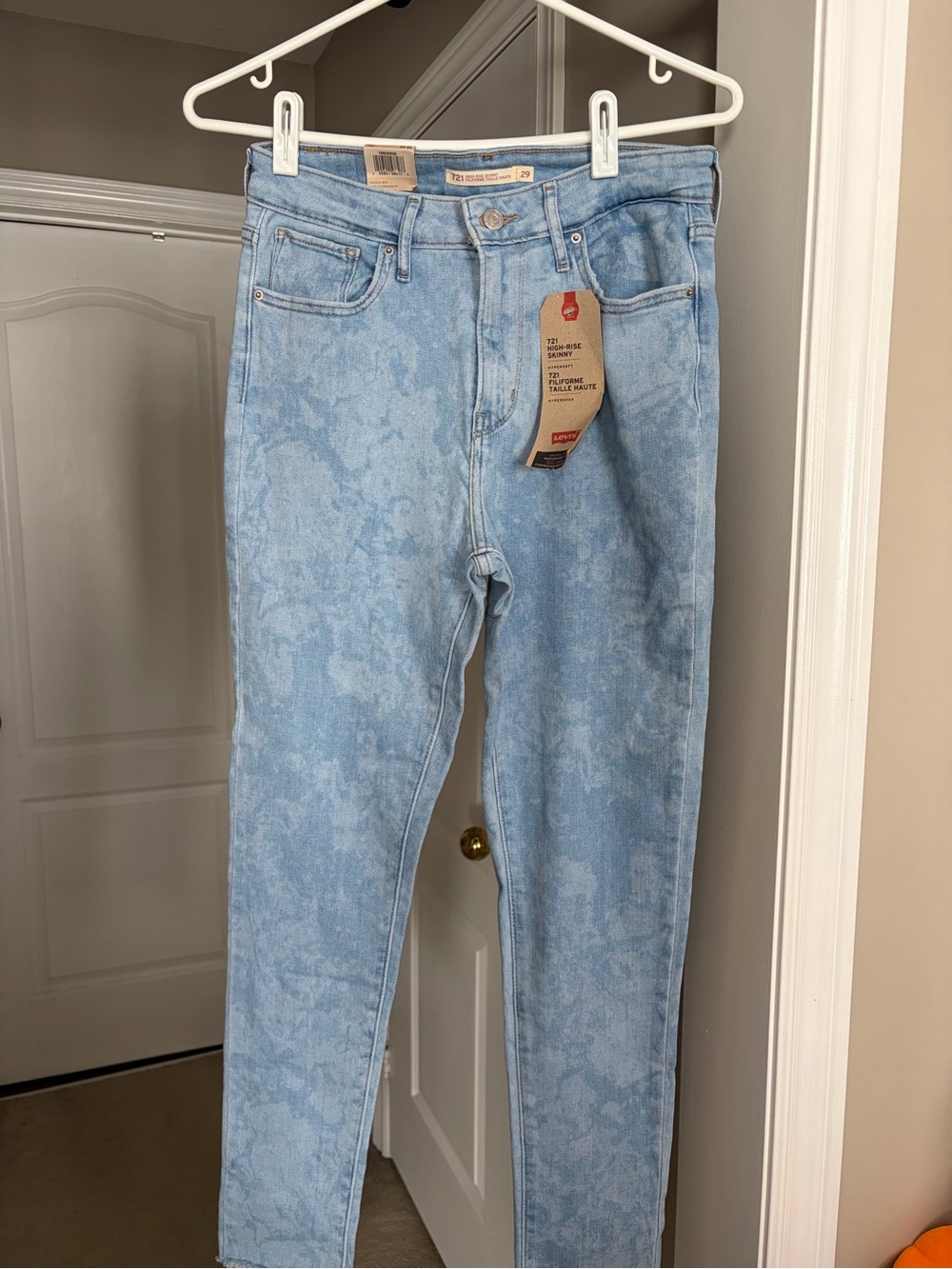 Levi's Acid-Wash Light Blue High-Rise Skinny Jeans